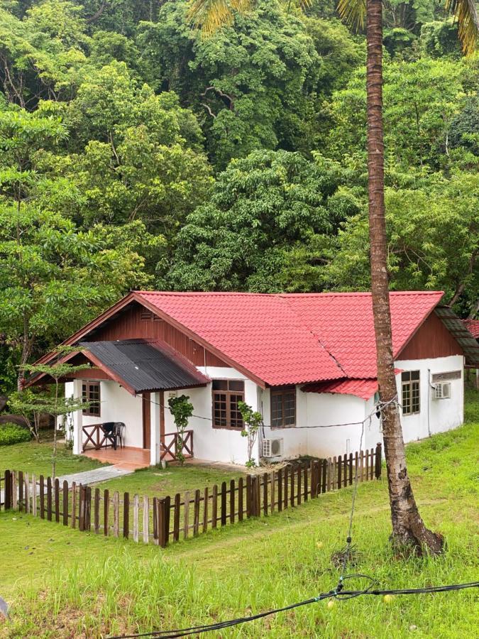 Empire Hotels & Resorts Kampong Pasir Hantu Buitenkant foto